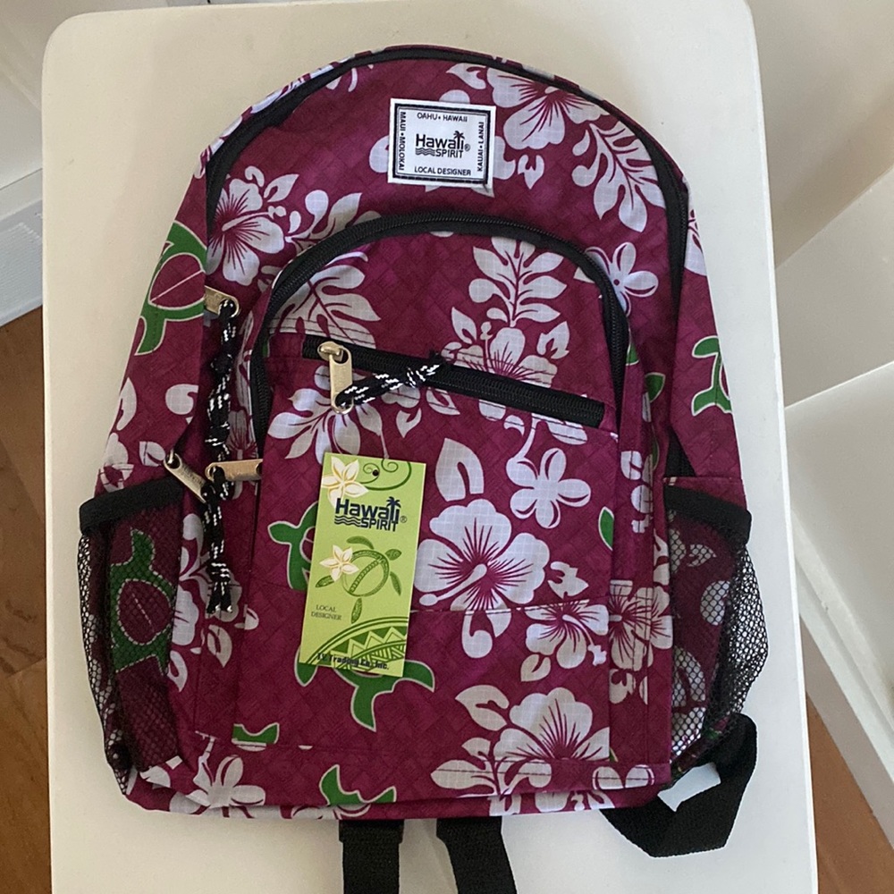 3️⃣ for $30- NWT Hawaii Mini Backpack